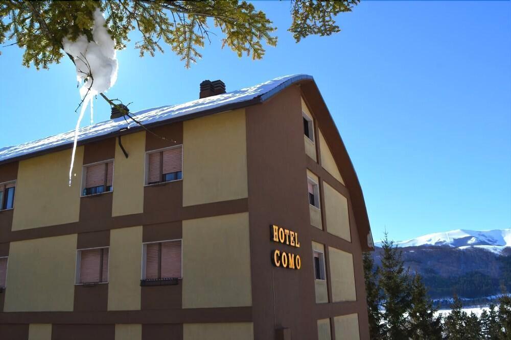 Family Hotel Como Ривизондоли Екстериор снимка